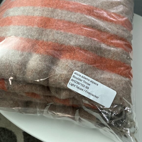 Alicia Adams Alpaca Boulder Throw - Light Taupe/Firecracker - Picture 5 of 6